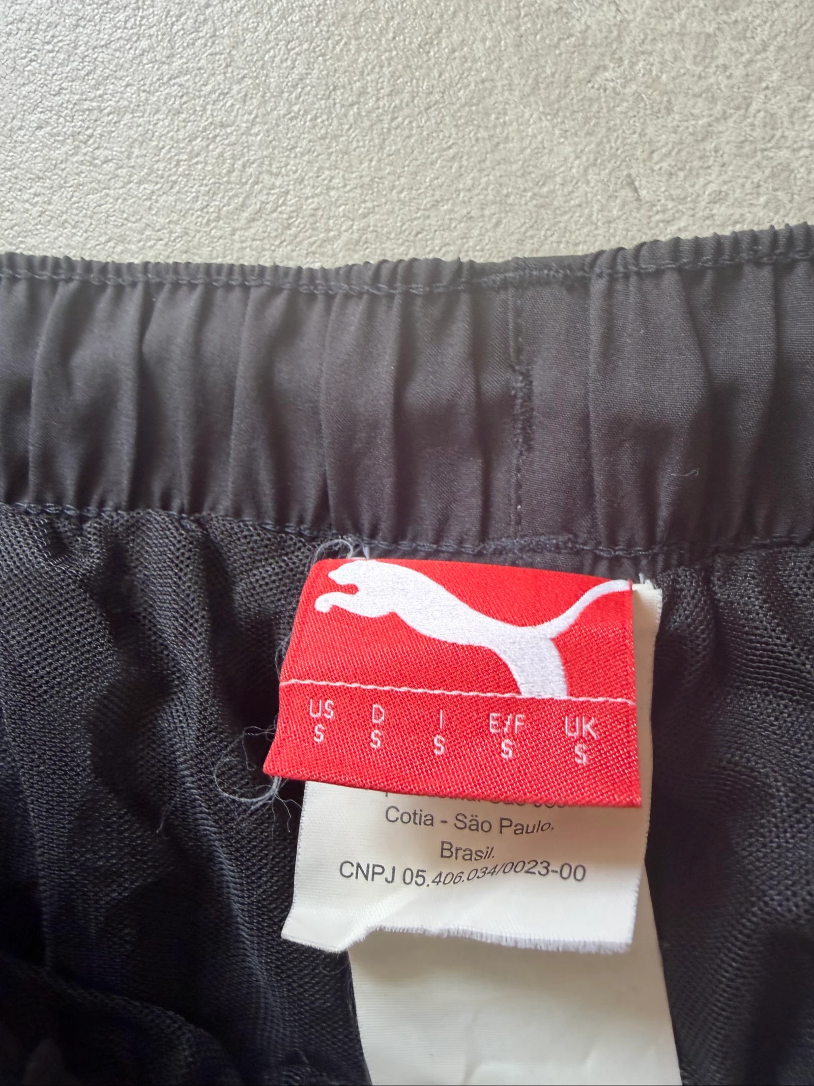 Pantalón Puma Ferrari negro con logos bordados – photo 4